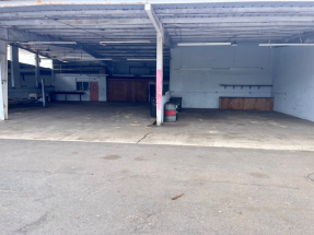 Industrial Bays
